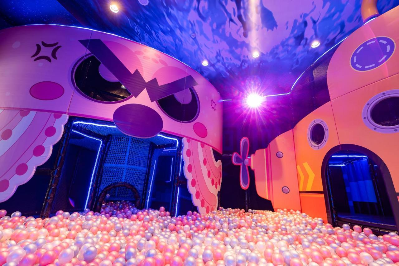 Hualien Farglory Hotel Yanliau Exterior foto The ball pit at the centre